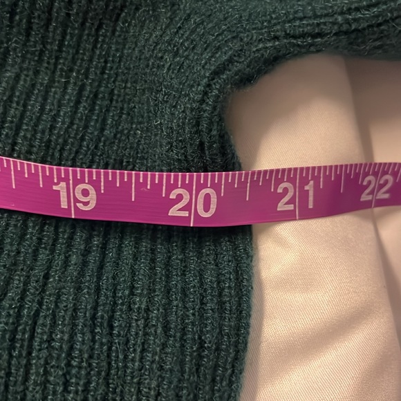 NEW J Crew Cashmere cardigan-stitch crewneck sweater!!! - Picture 7 of 9